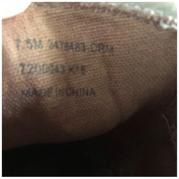 FRYE SLIP ONS SIZE 7.5 - Picture 6 of 13